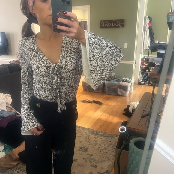 Gorgeous bodysuit - Picture 4 of 5